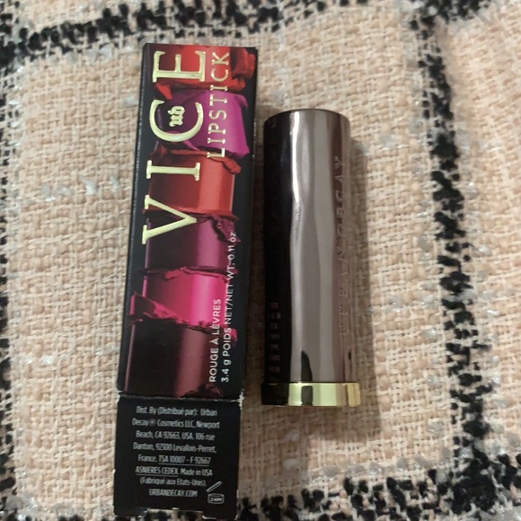 Urban decay crush lipstick - Picture 3 of 4